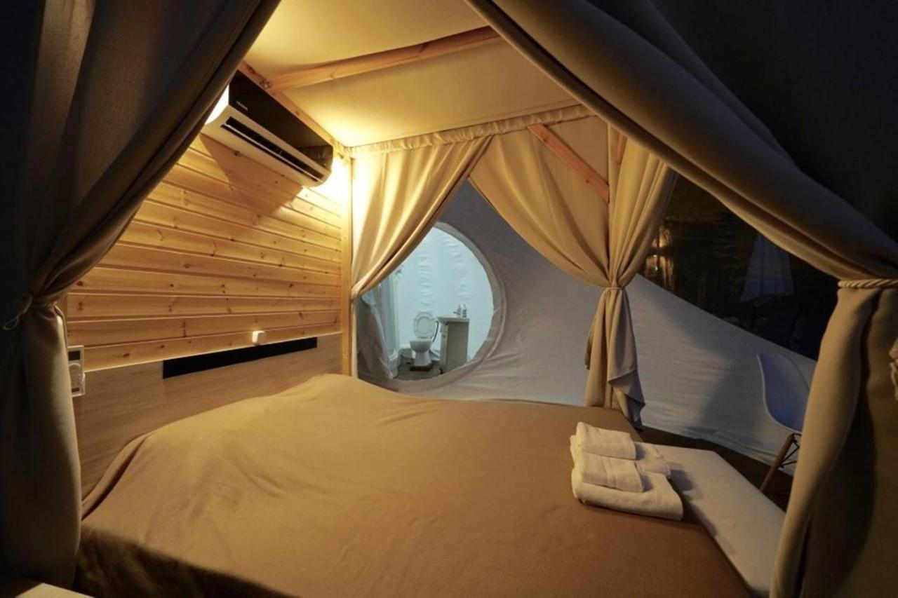 Hotel Bubble Tent Nea Moudania Exterior foto
