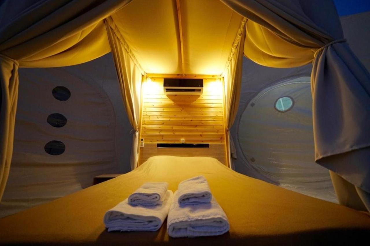 Hotel Bubble Tent Nea Moudania Exterior foto