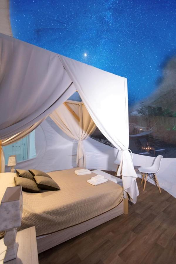 Hotel Bubble Tent Nea Moudania Exterior foto